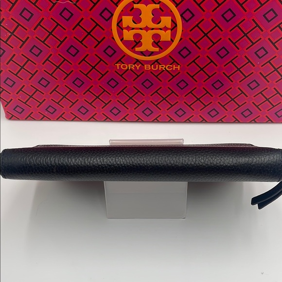 Tory Burch Black Wallet - Picture 8 of 13